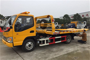 盈浦哪里有拖车服务